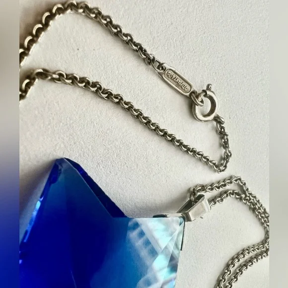 Tiffany & Co., crystal star pendant in blue with Tiffany chain necklace - Picture 4 of 13